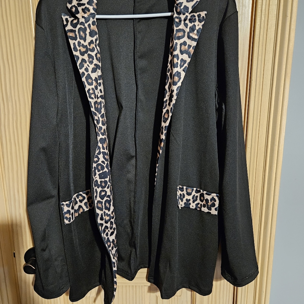 NEW EUC. NS. BLAZER